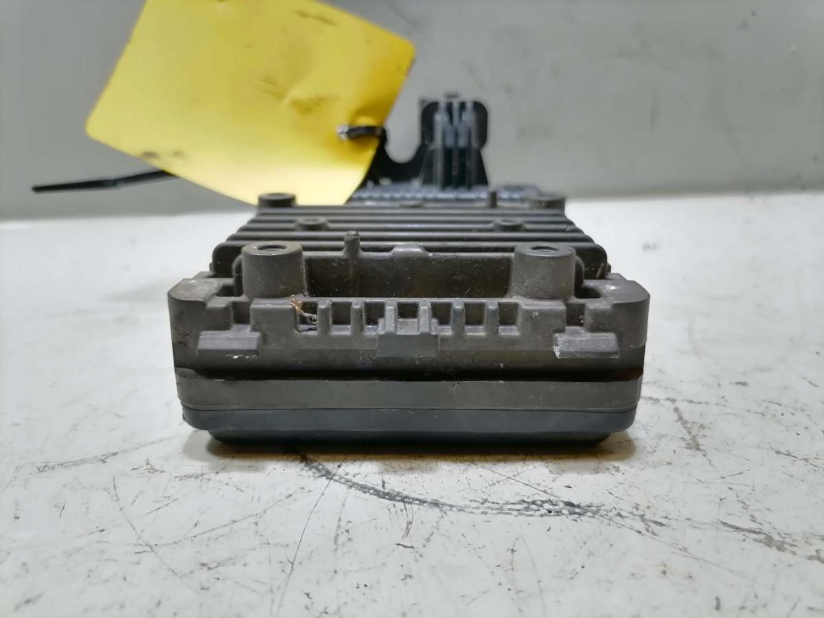BMW 7er G70 original Radarsensor vorn Bj.2022